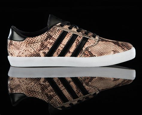 sneakers adidas herren|Adidas snakeskin sneakers.